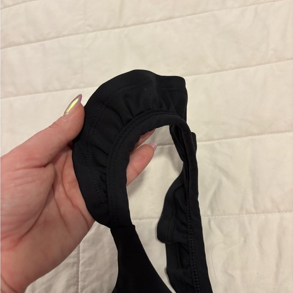 Blogilates Black Ruffle Strap Crop Top - Picture 2 of 4